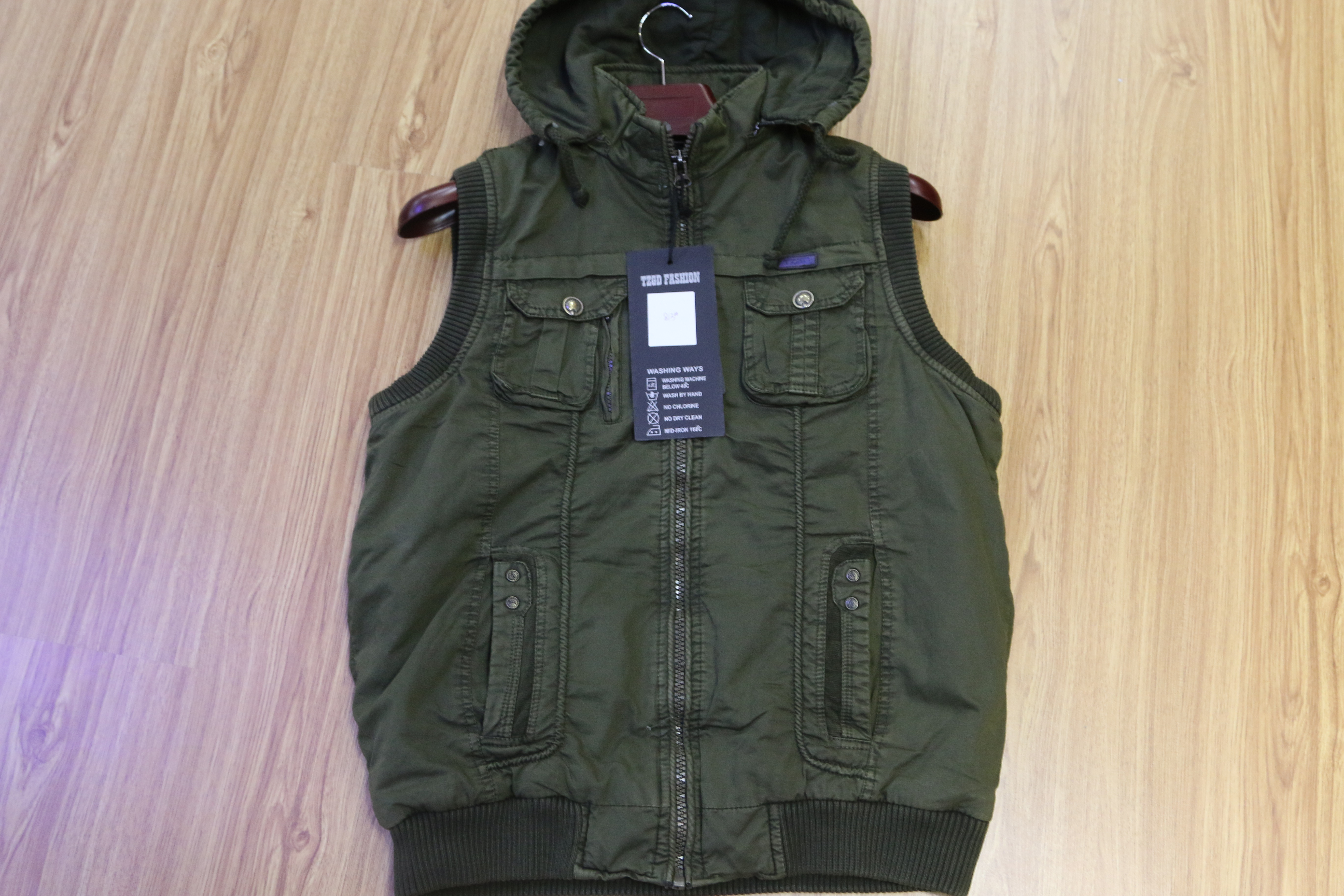 man vest 813